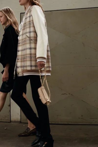 Look 2